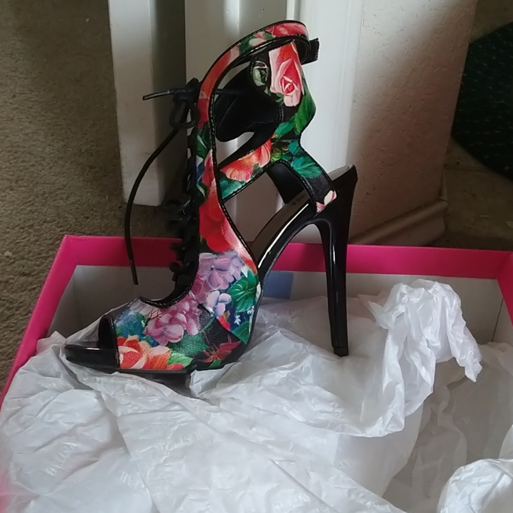 Black heel
